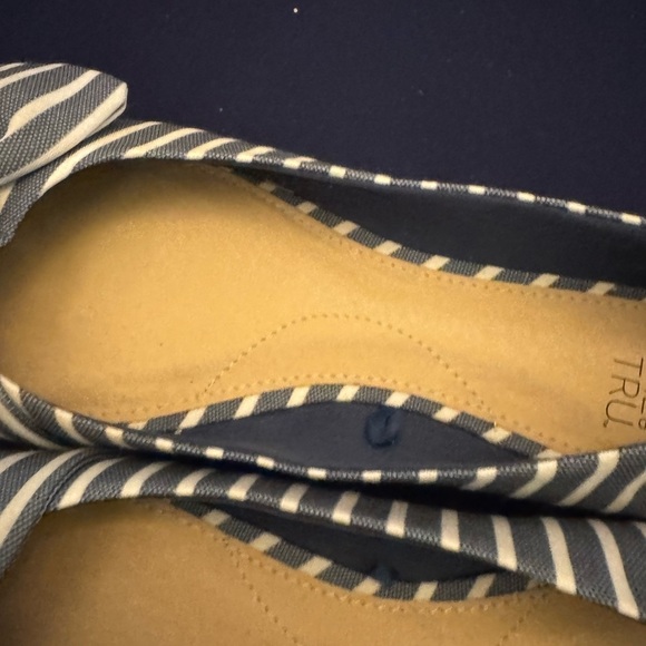 Two Pairs of Ladies Flats by Cato and Time and Tru Size 7.5 - Picture 13 of 13